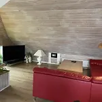 Vakantiehuis Child-friendly With Large Indoor Pool *