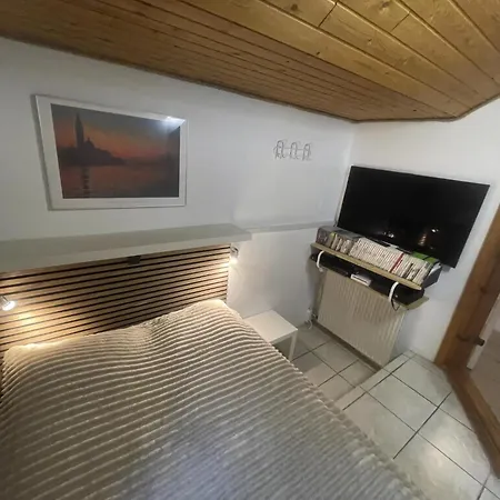 Child-friendly With Large Indoor Pool Otterup