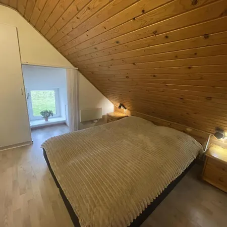 Child-friendly With Large Indoor Pool Feriehus *