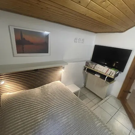 Vakantiehuis Child-friendly With Large Indoor Pool