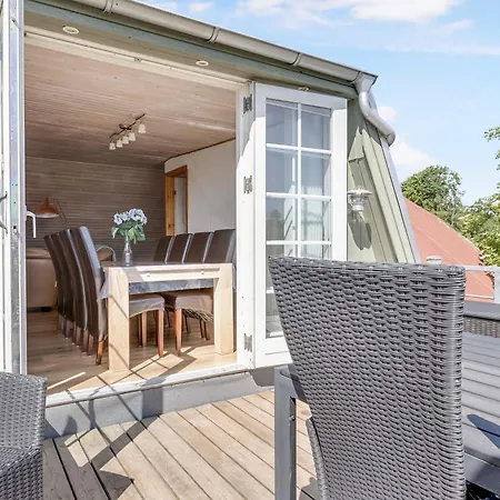 Child-friendly With Large Indoor Pool Ferienhaus Otterup